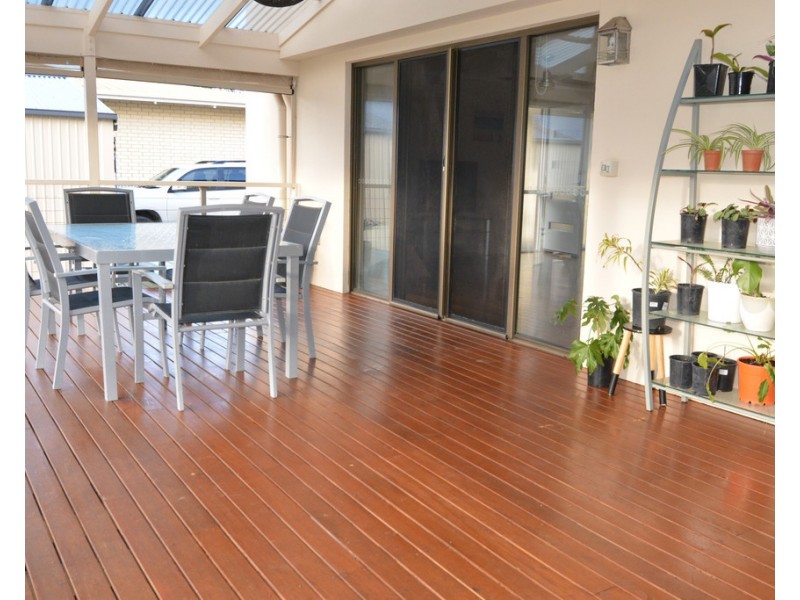 76 Agnes Street, Kingston Se SA 5275