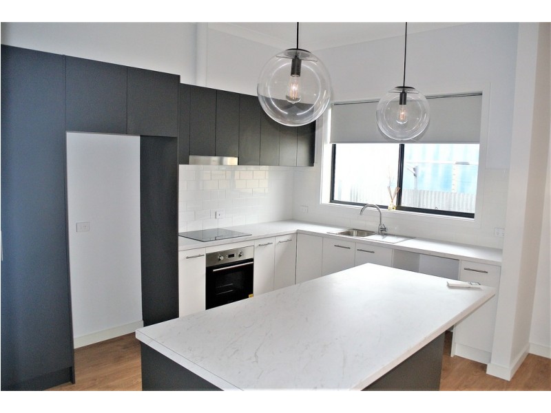 Unit 2/2 Strickland Street, Kingston Se SA 5275