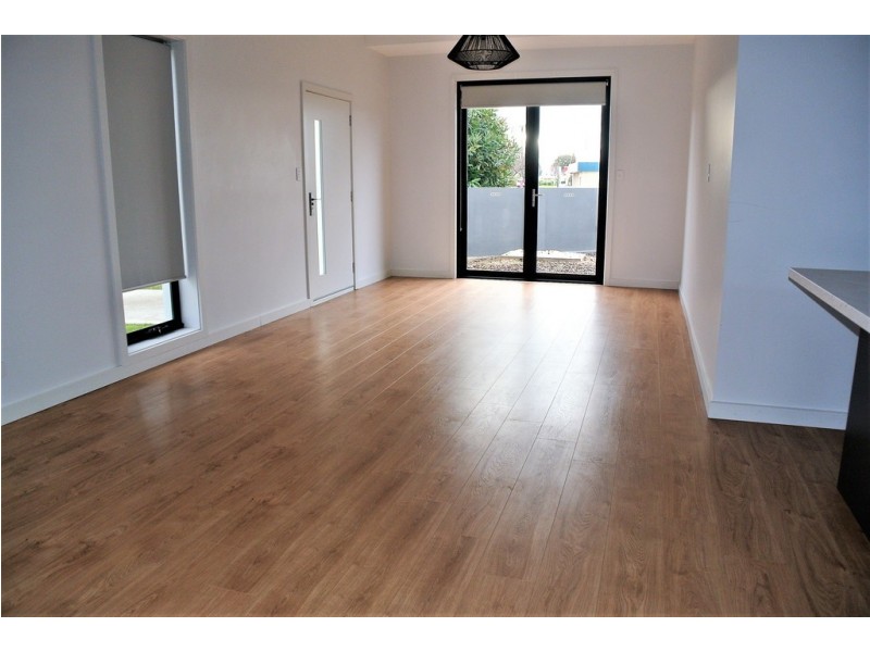 Unit 2/2 Strickland Street, Kingston Se SA 5275