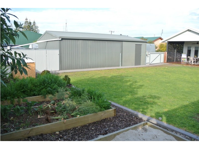 9 James Street, Kingston Se SA 5275