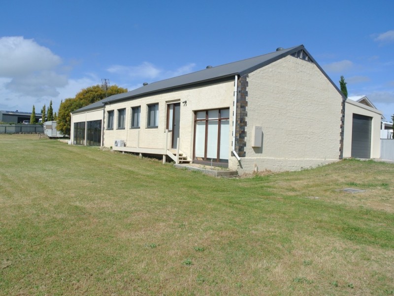 20 Young Street, Kingston Se SA 5275