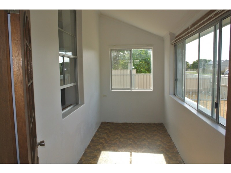 3 Britton Street, Kingston Se SA 5275