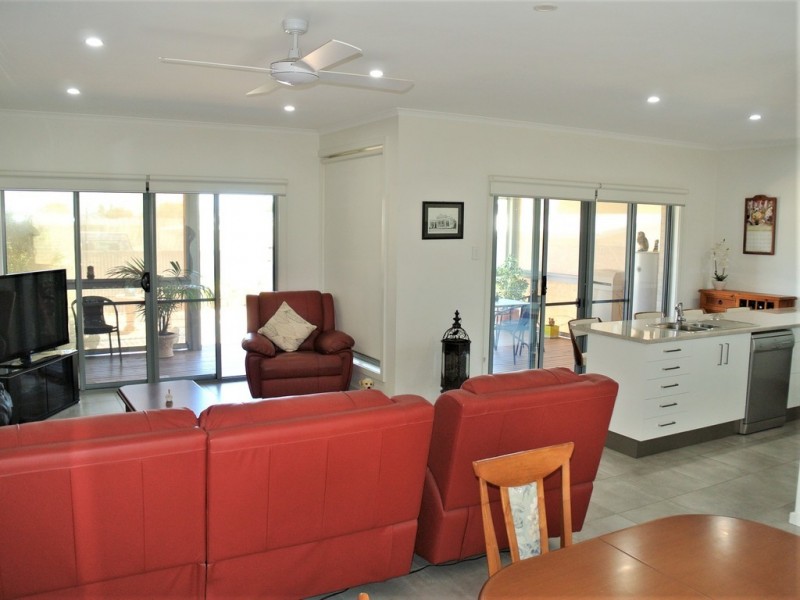 2/26 Holland Street, Kingston Se SA 5275