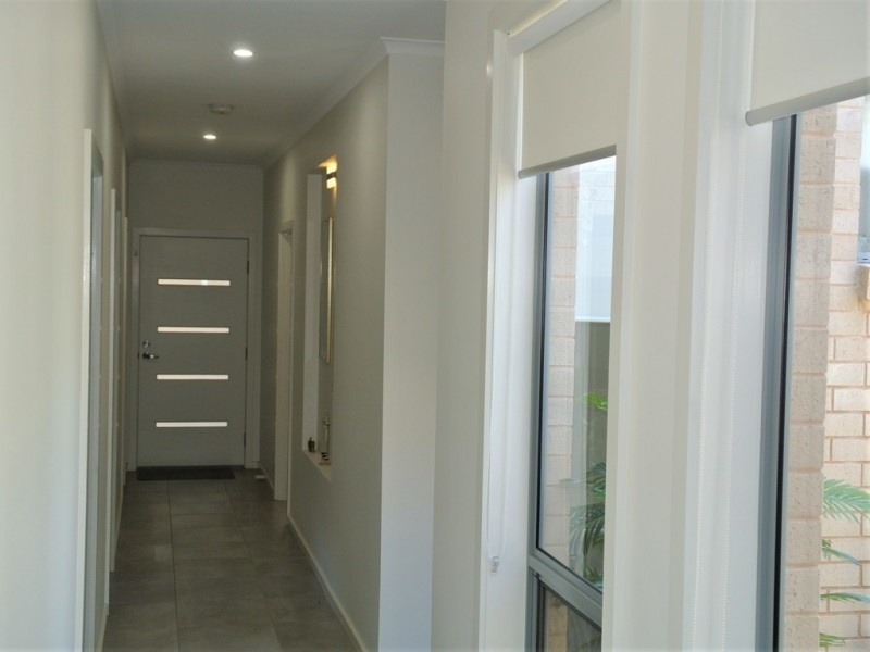 2/26 Holland Street, Kingston Se SA 5275