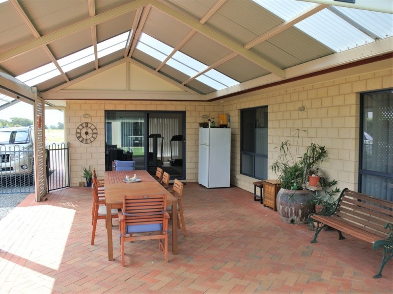 201 Cooke Street, Kingston Se SA 5275