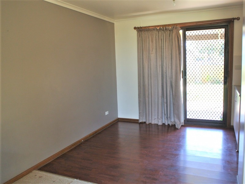 4 Clarke Street, Kingston Se SA 5275