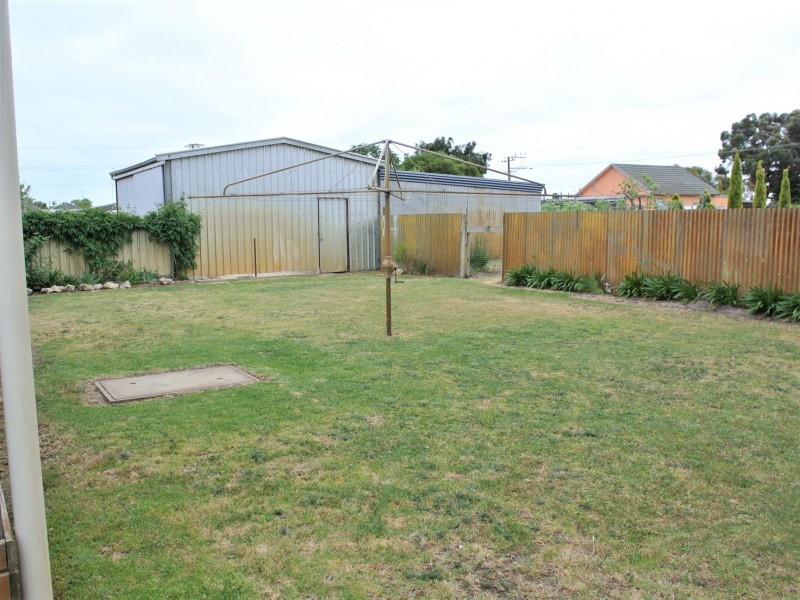 4 Clarke Street, Kingston Se SA 5275