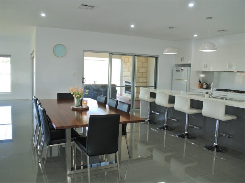 29 Fergusson Street, Kingston Se SA 5275