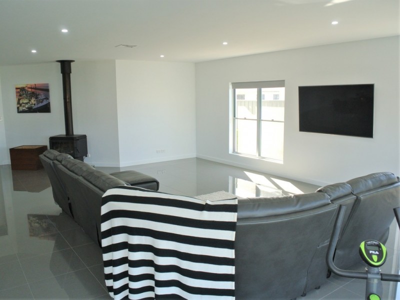 29 Fergusson Street, Kingston Se SA 5275