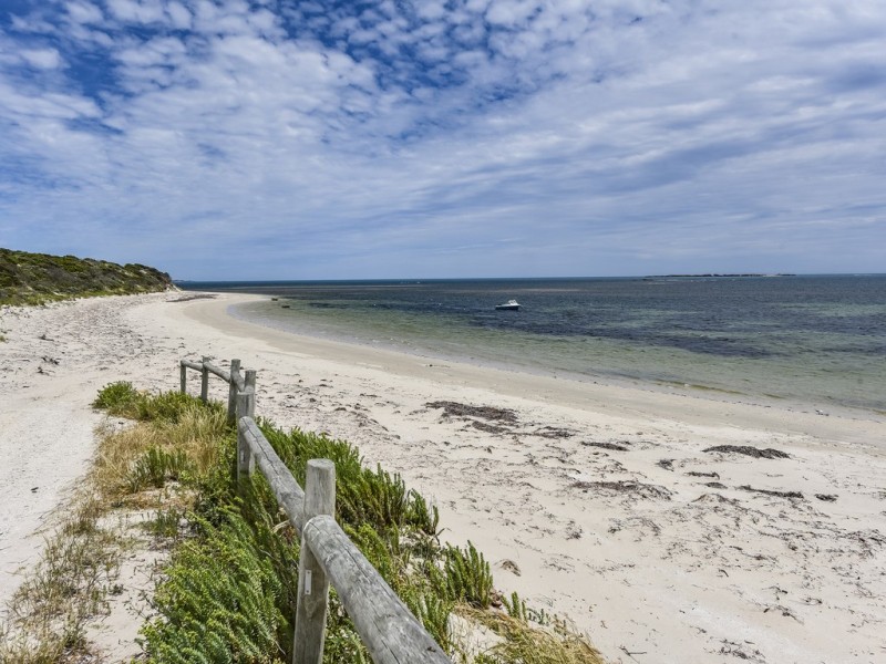 13 Sail Street, Boatswain Point SA 5275