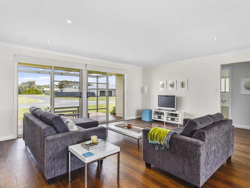 13 Sail Street, Boatswain Point SA 5275