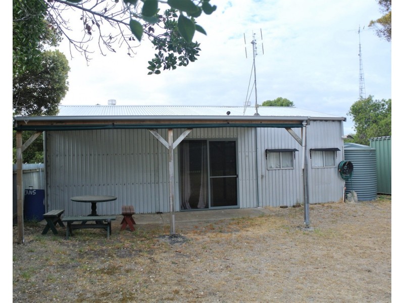 70 Cooke Street, Kingston Se SA 5275