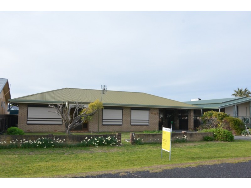 3 Sixteenth Avenue, Pinks Beach SA 5275