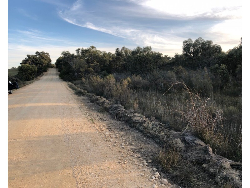 Lot 636 Thomas Road, Avenue Range SA 5273