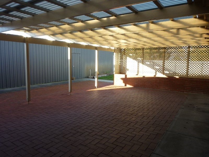 13 Barrowman Drive, Kingston Se SA 5275