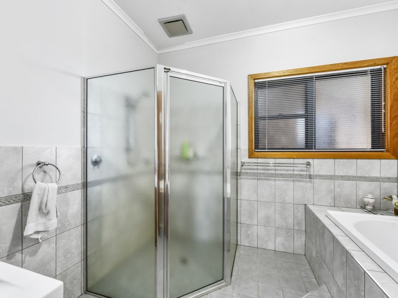 27 Cameron Street, Kingston Se SA 5275