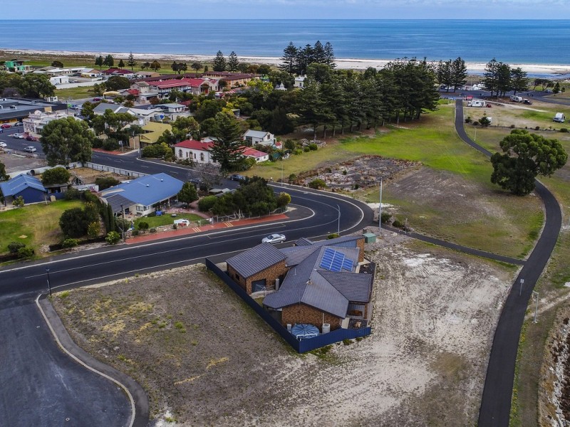 27 Cameron Street, Kingston Se SA 5275