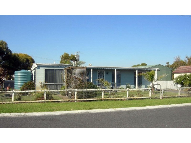 1 McFarlane Street, Kingston Se SA 5275