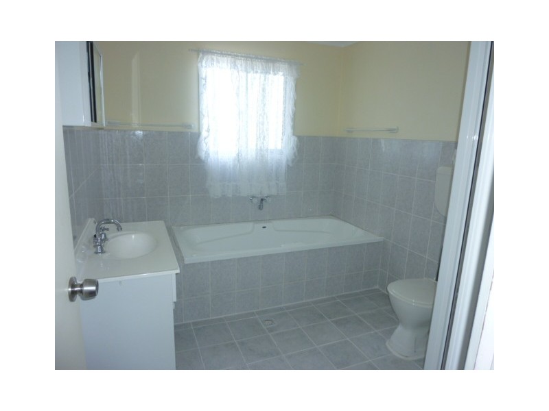 1 McFarlane Street, Kingston Se SA 5275