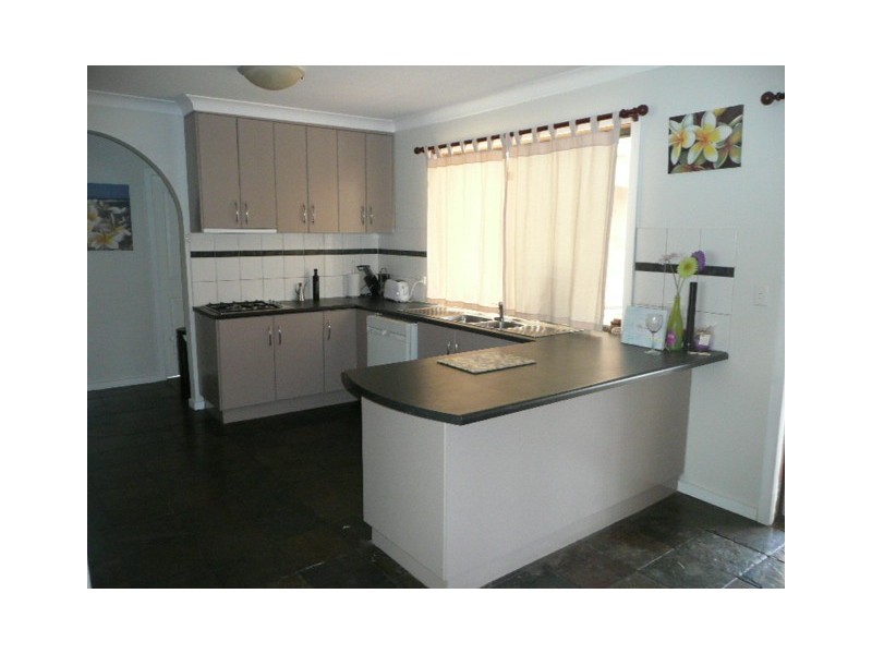 13 Wilhelmina Street, Kingston Se SA 5275