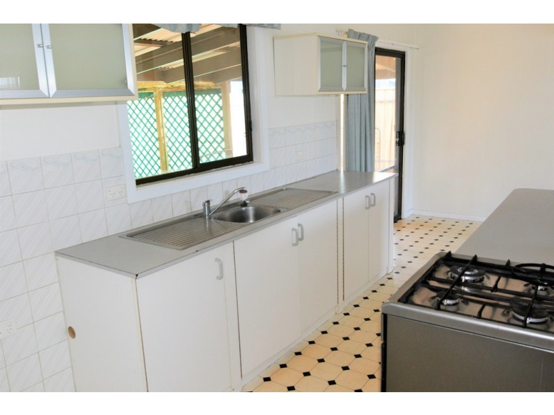 1 Strickland Street, Kingston Se SA 5275