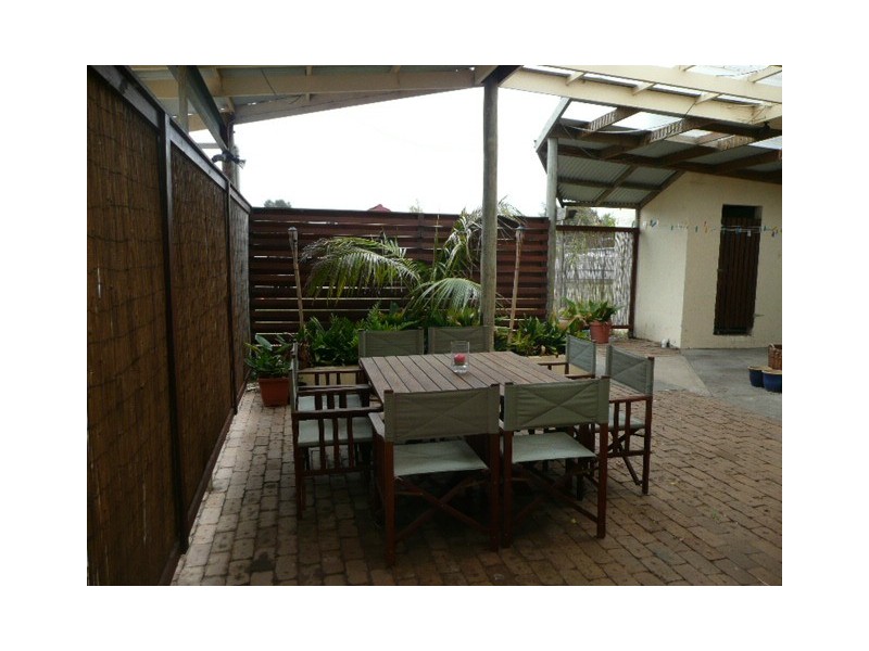 15 Charles Street, Kingston Se SA 5275