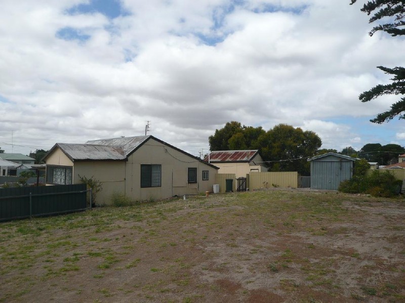 4 Little James St, Kingston Se SA 5275