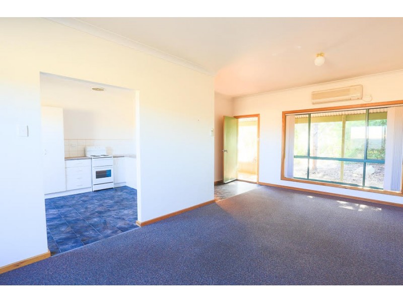 2/32 Southern Ports Highway, Robe SA 5276