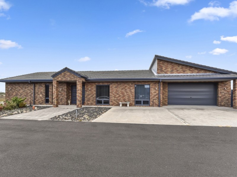 27 Cameron Street, Kingston Se SA 5275