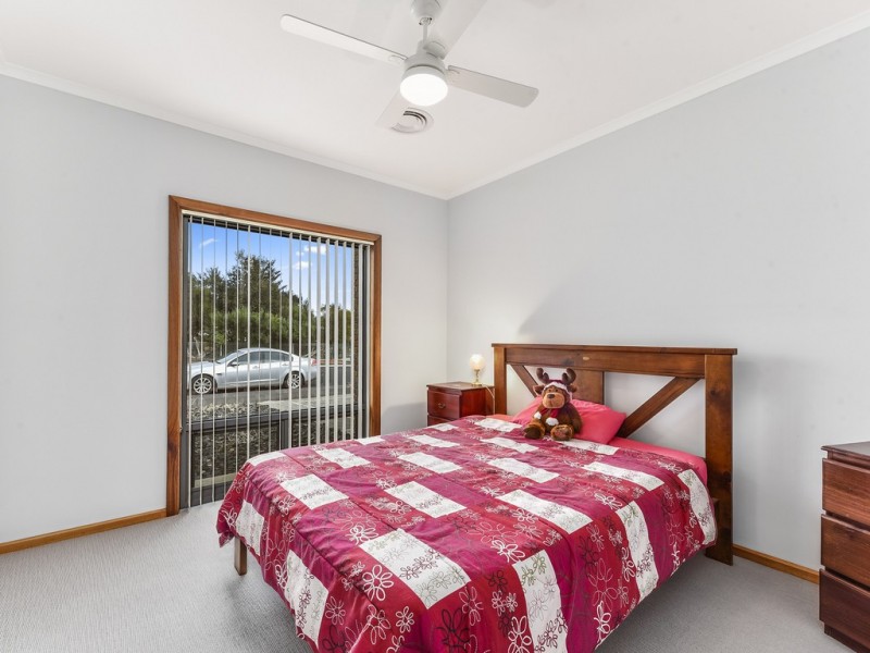 27 Cameron Street, Kingston Se SA 5275