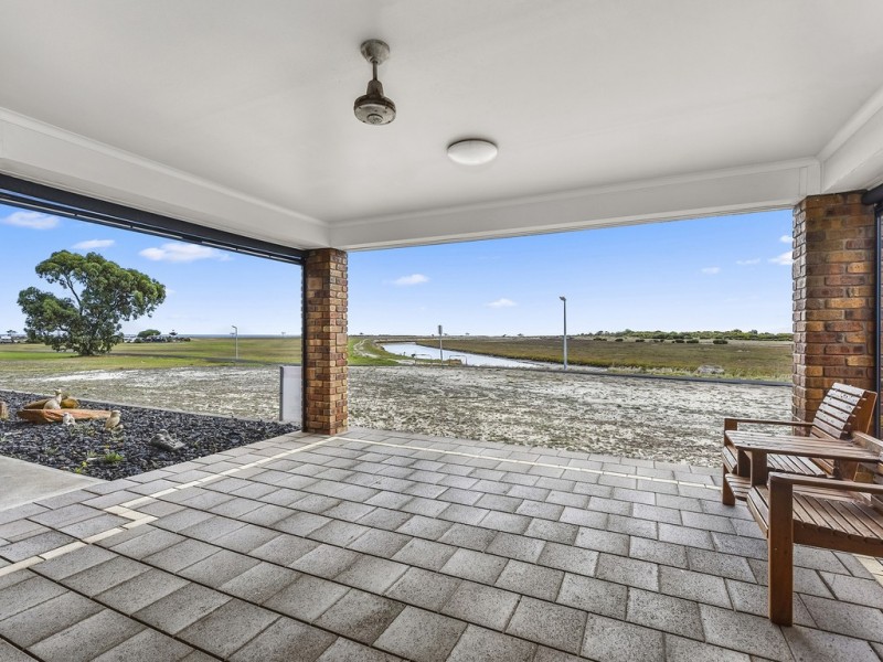 27 Cameron Street, Kingston Se SA 5275