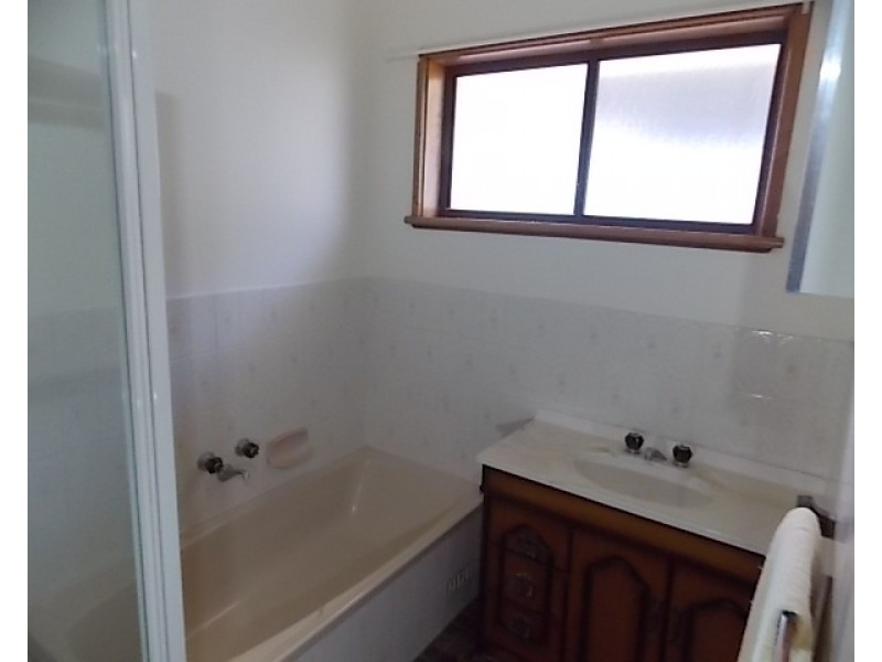 18 Holland Street, Kingston Se SA 5275