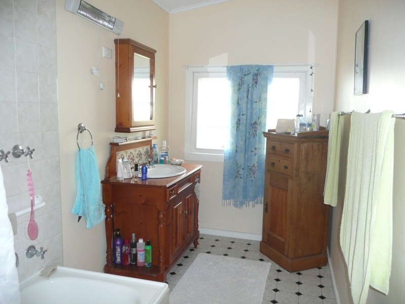 14  Cooke Street, Kingston Se SA 5275