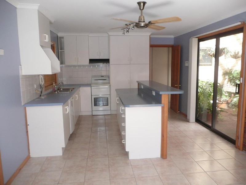 6 Young Street, Kingston Se SA 5275