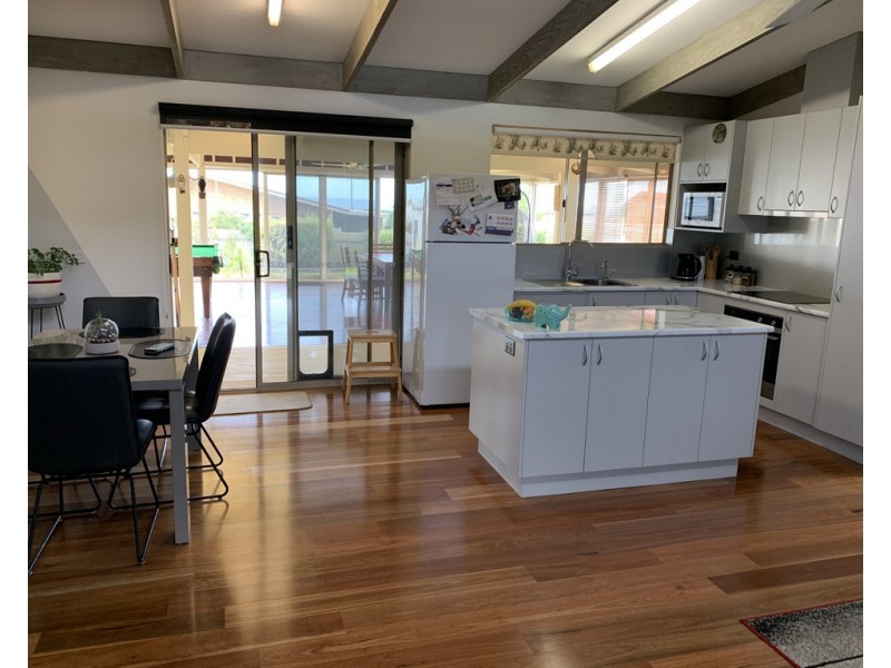 159 Cooke Street, Kingston Se SA 5275