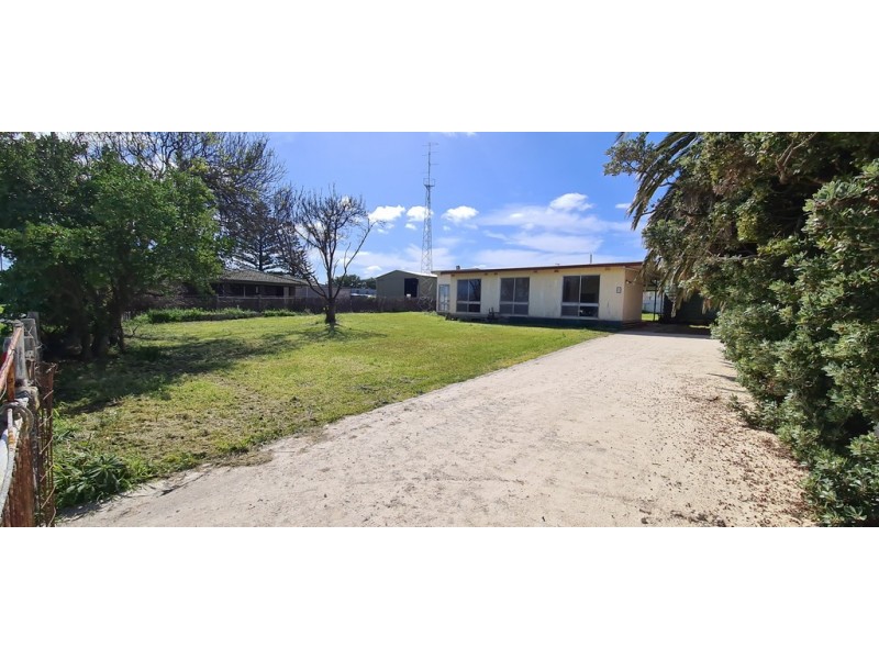 8 Young Street, Kingston Se SA 5275