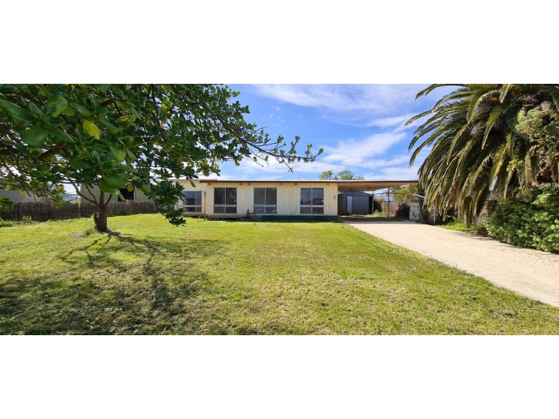 8 Young Street, Kingston Se SA 5275