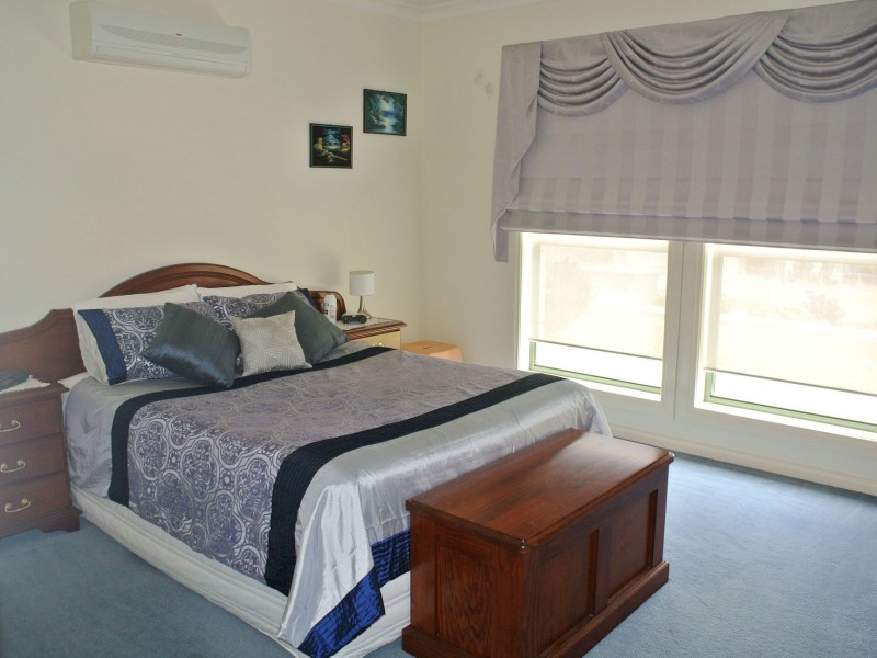 10 Barrowman Drive, Kingston Se SA 5275