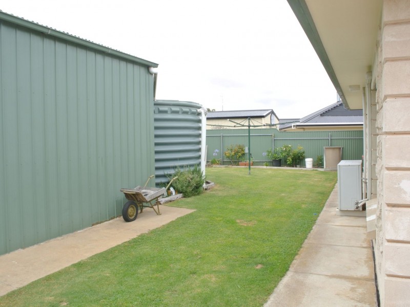 10 Barrowman Drive, Kingston Se SA 5275
