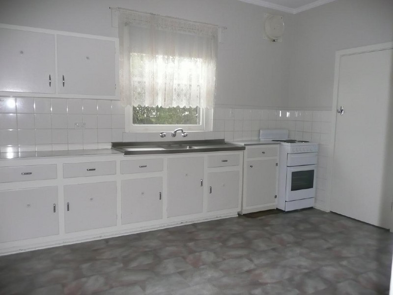 14 Strickland Street, Kingston Se SA 5275