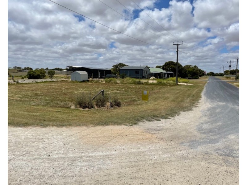 2 First Street, Kingston Se SA 5275