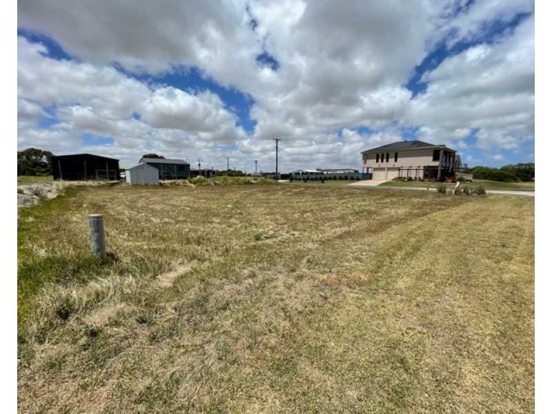 2 First Street, Kingston Se SA 5275