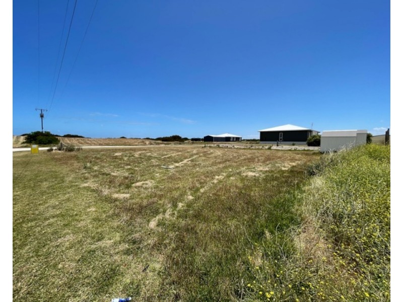 2 First Street, Kingston Se SA 5275