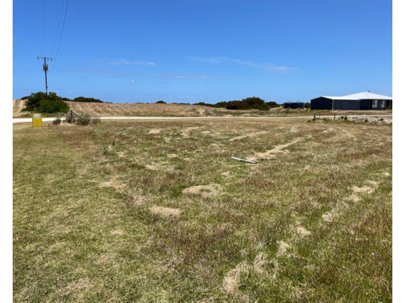 2 First Street, Kingston Se SA 5275