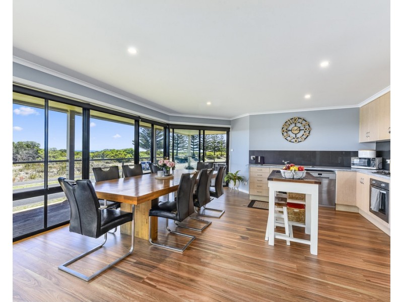 221 Marine Parade, Kingston Se SA 5275