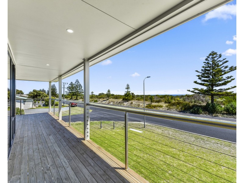 221 Marine Parade, Kingston Se SA 5275