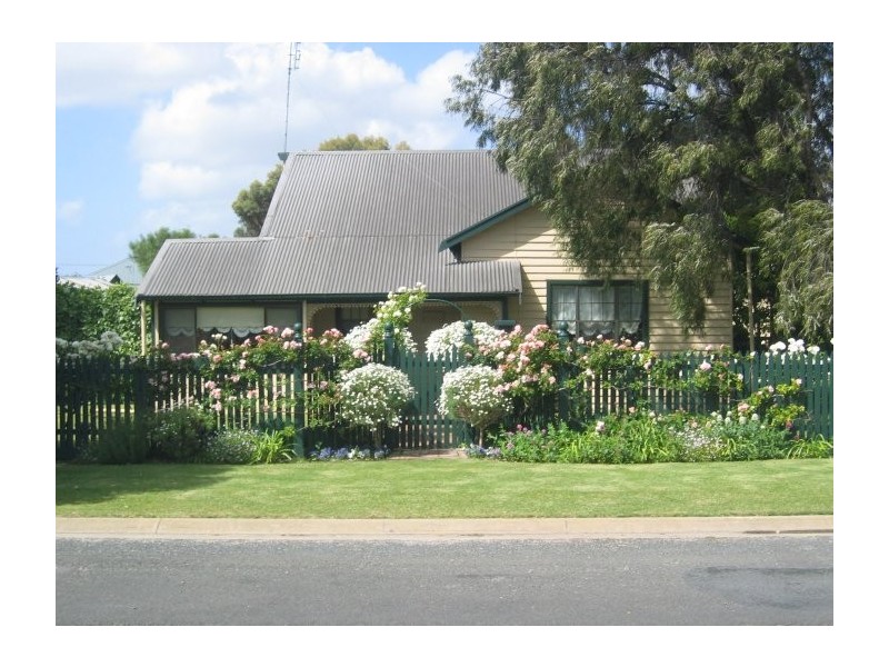 11 Holland Street, Kingston Se SA 5275