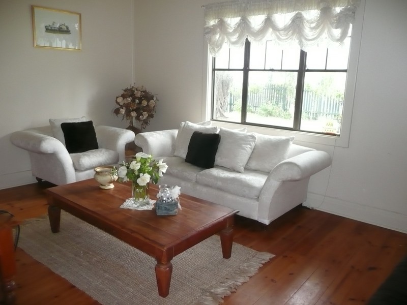 11 Holland Street, Kingston Se SA 5275