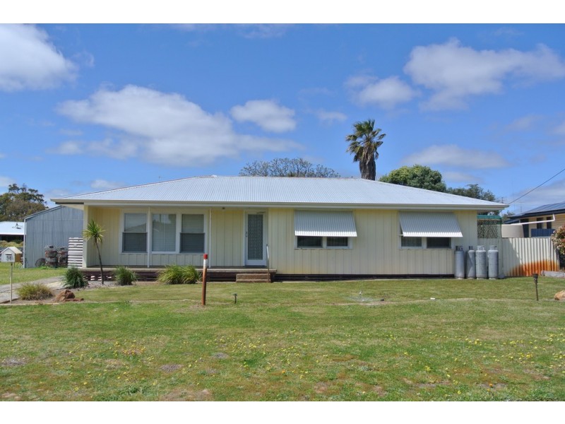 34 Fergusson Street, Kingston Se SA 5275