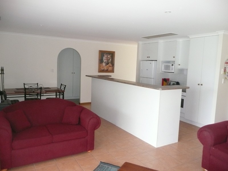 13 McFarlane Street, Kingston Se SA 5275